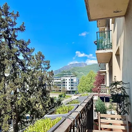 Appartement Vue Imprenable - Calme & Equipe Avec Parking Prive Grenoble
